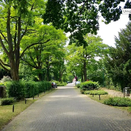 1-raum-wohnung Mit Balkon, Am Kurpark Am Gradierwerk * Schönebeck